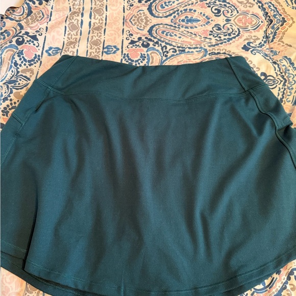 DSG Women's Teal Athletic Skort - Picture 4 of 4
